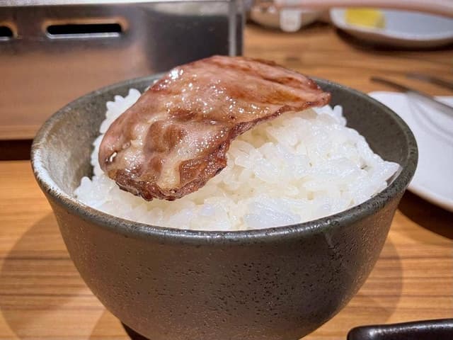 米沢牛専門 焼肉とてっちゃん鍋 かむら - サブ画像1