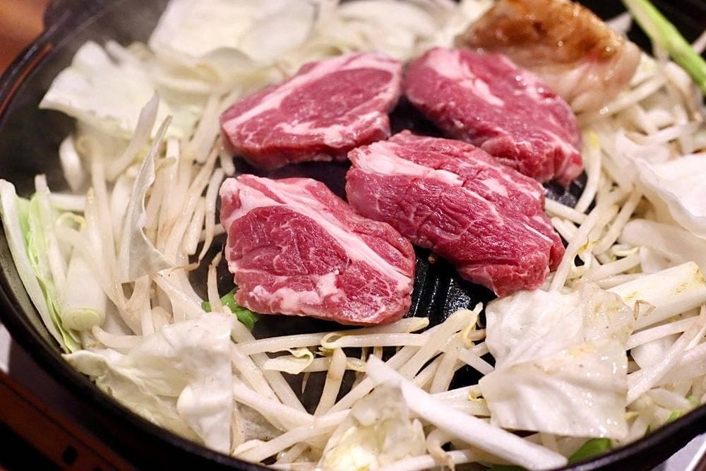 なまらむーちょ