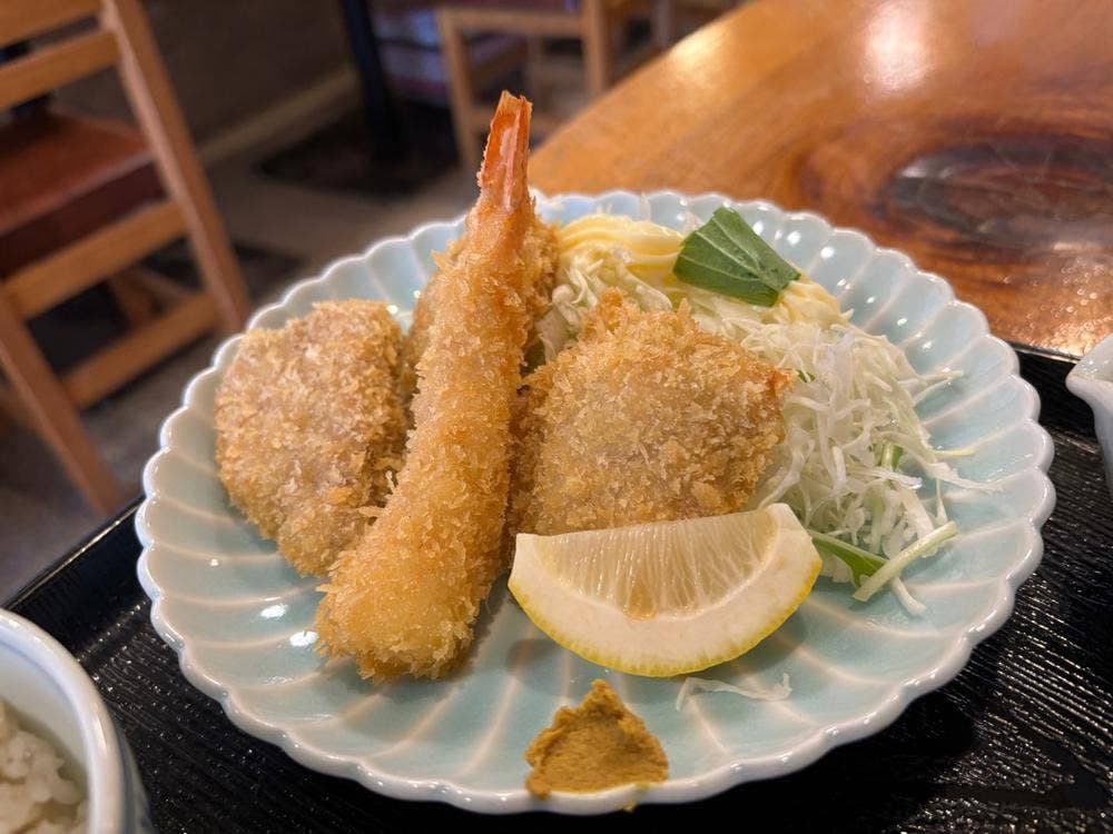 ぶんぶく