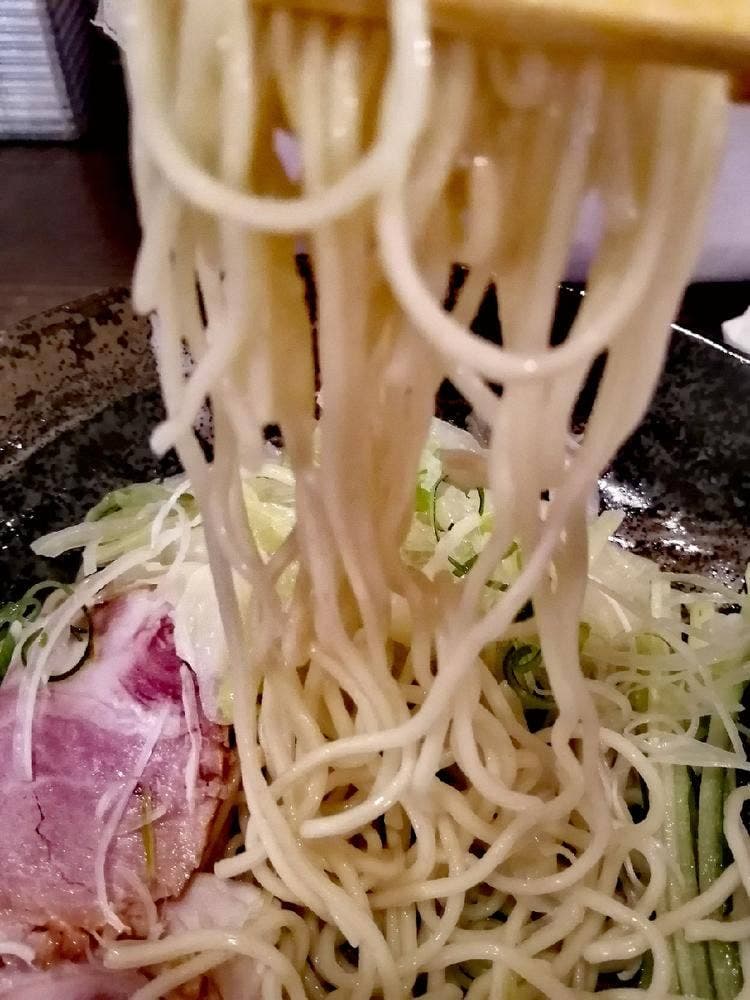 ばくだん屋 流川店