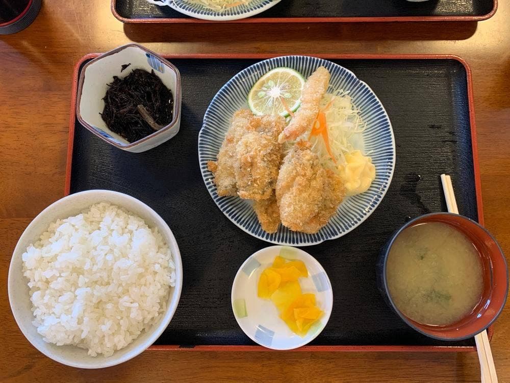 魚処 厚生食堂