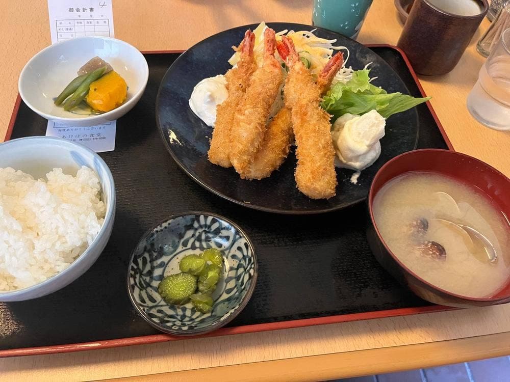 あけぼの食堂
