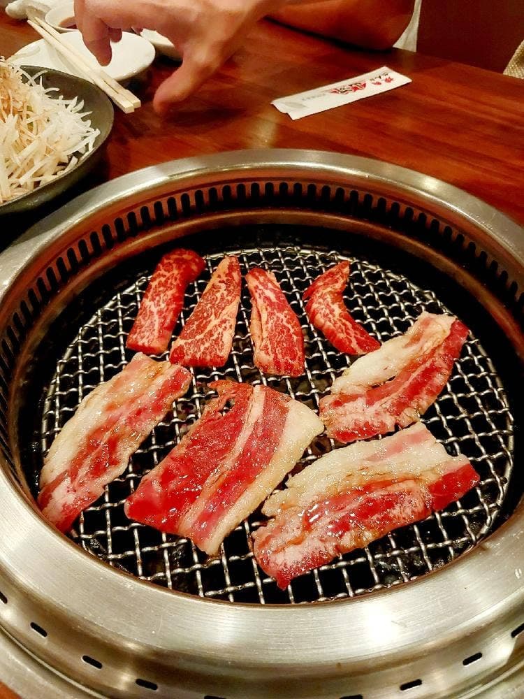 焼肉 山河 蓮根店