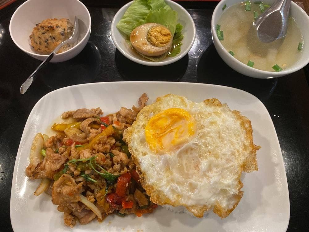 サワディータイ料理久米川店