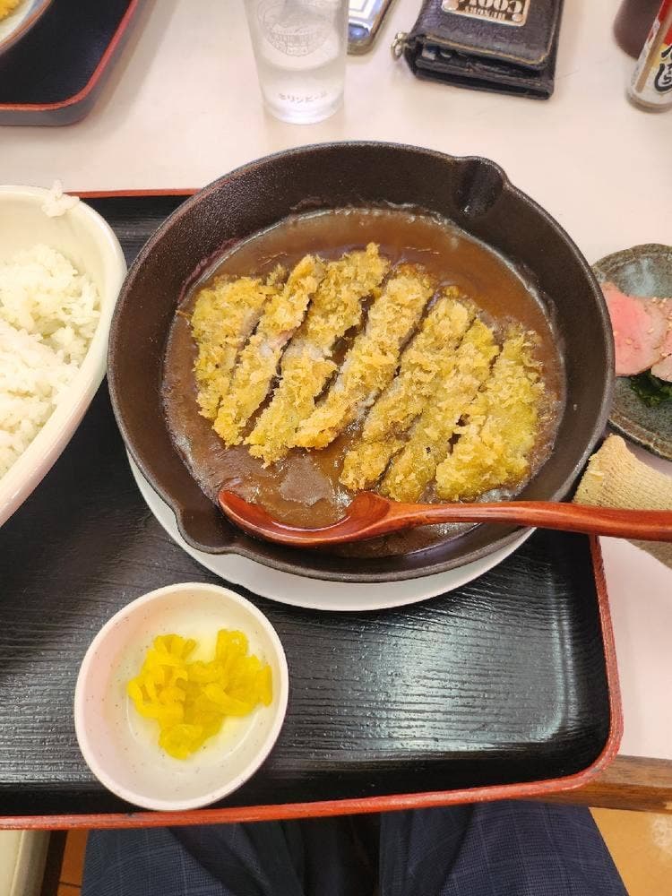 やまの食堂