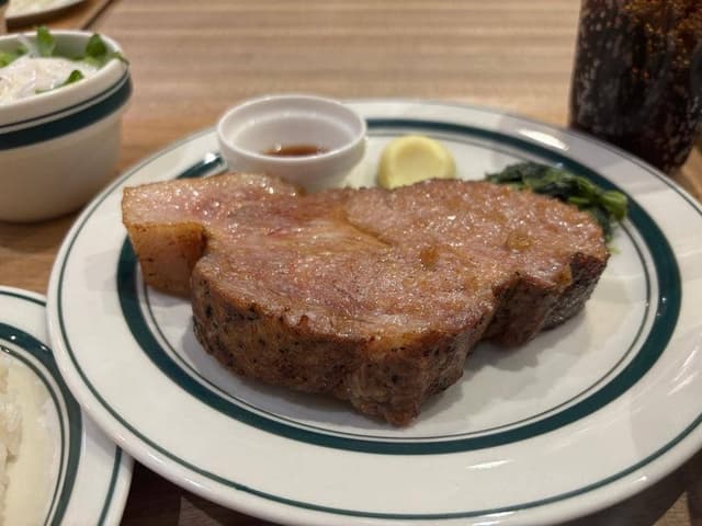 山田ポークステーキ - サブ画像2