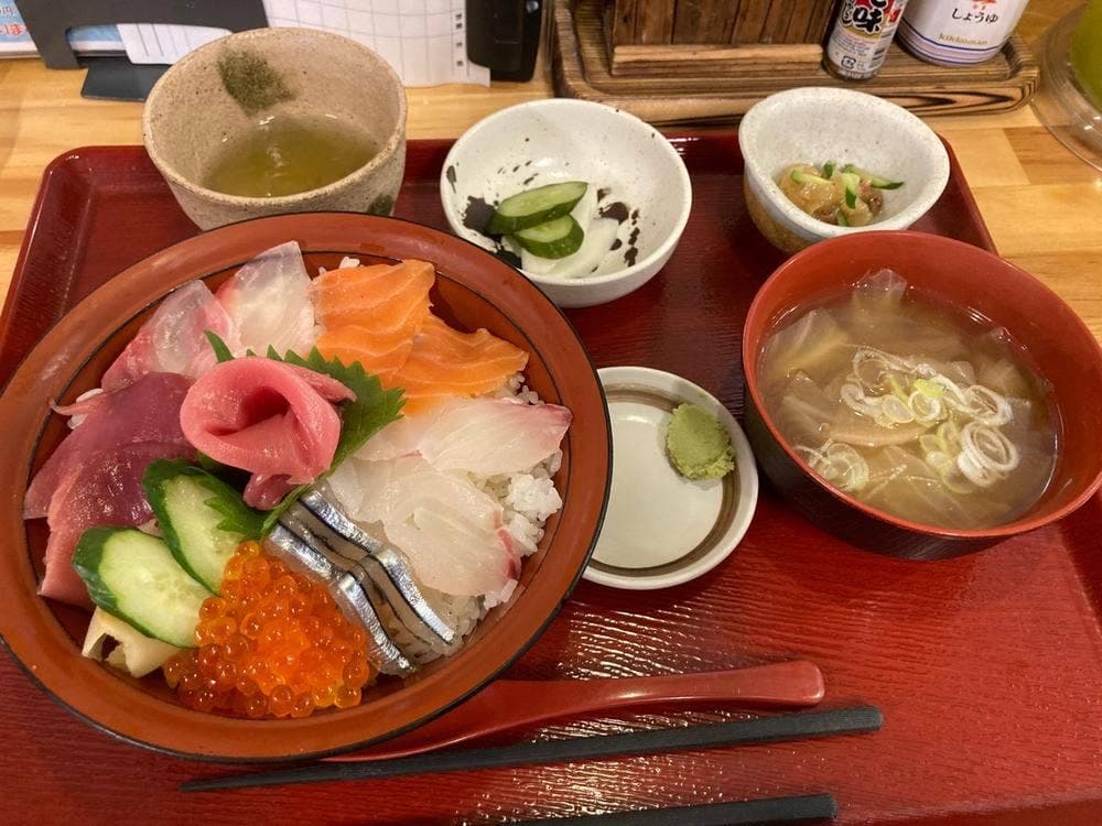 さかなや直営 食事処 たむら水産