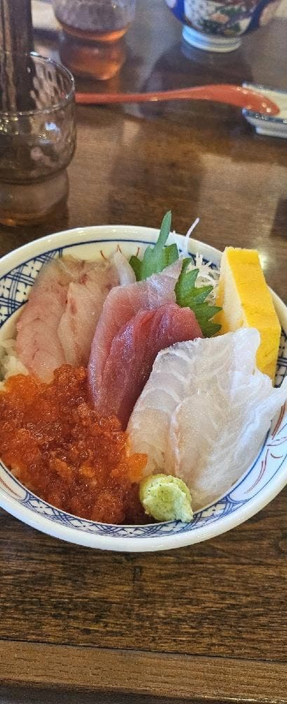 海鮮丼屋 海舟 早川漁村店 - サブ画像2