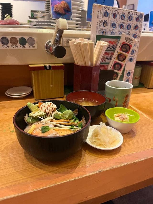 ひまわり寿司 新都心店 - サブ画像3