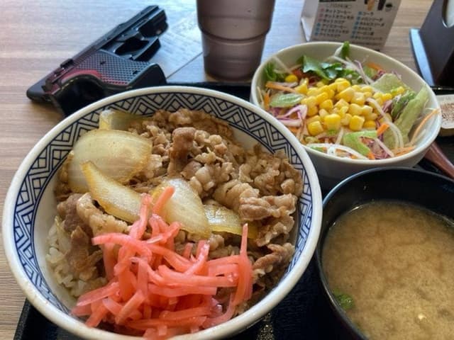 吉野家 大阪空港前店 - サブ画像1