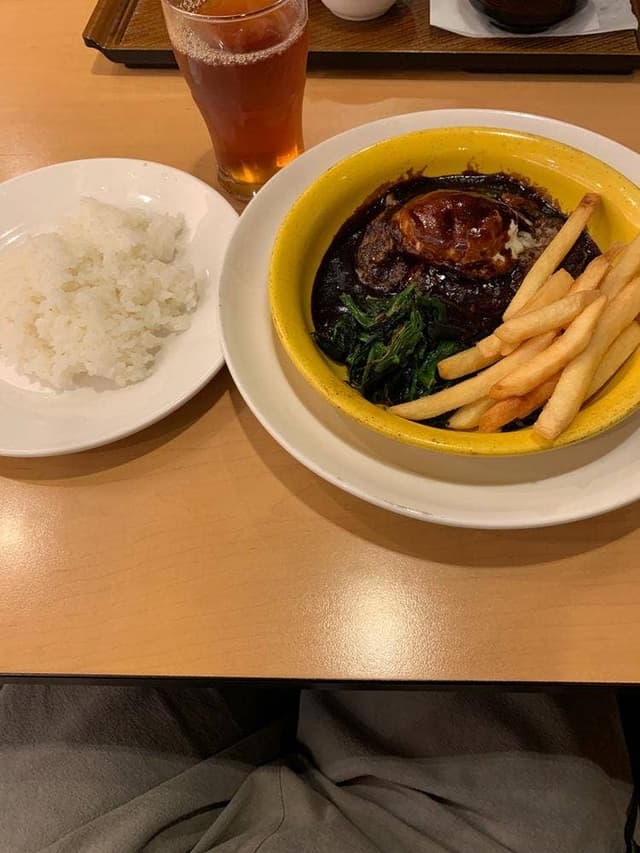 ガスト 多摩南野店 - サブ画像1