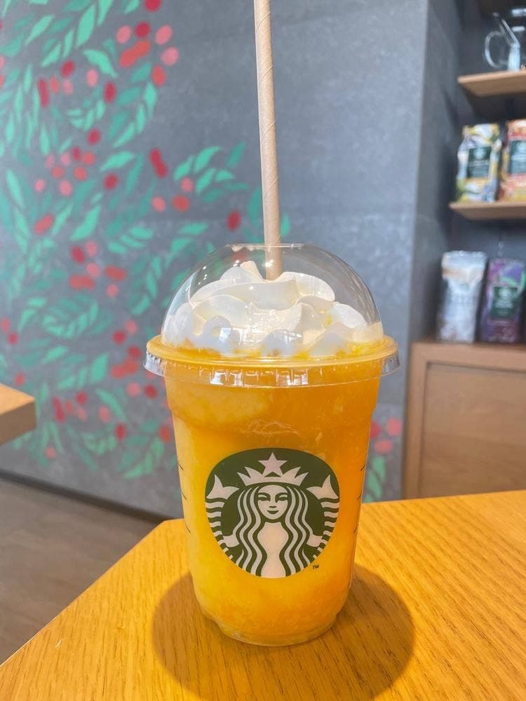 スターバックス コーヒー 新大久保駅店