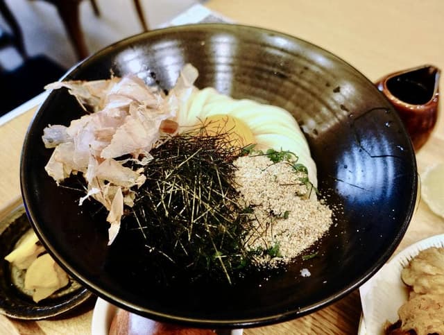 僕とうどんとカツオだし あべのキューズモール店 - サブ画像1