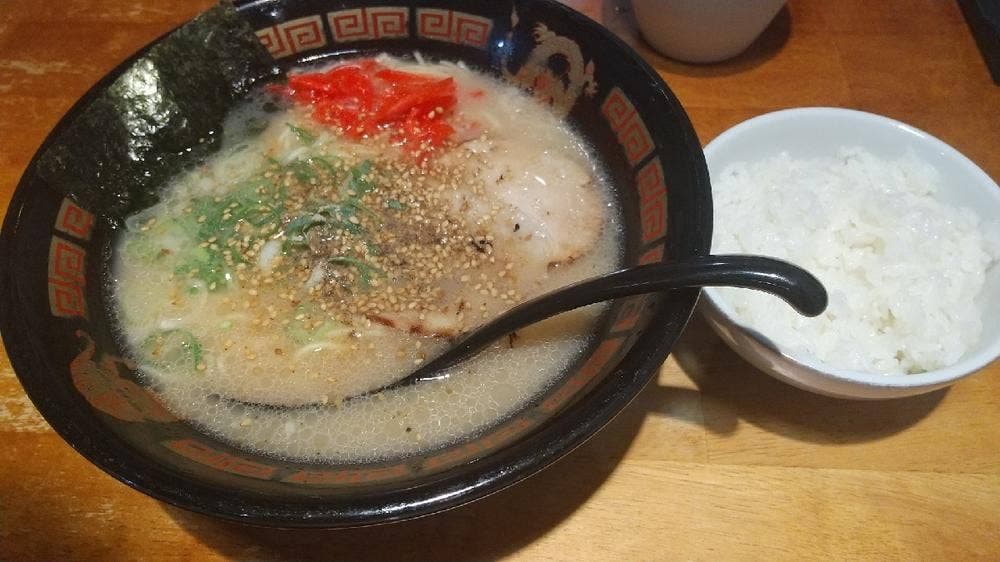 ららら らーめん 佐賀駅北口店