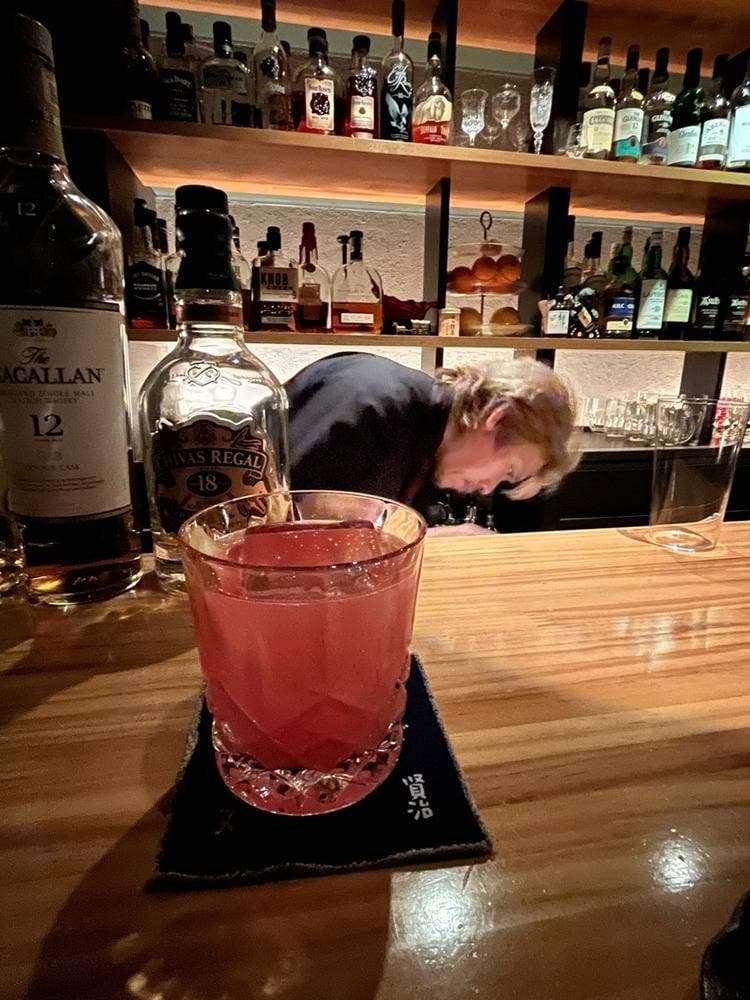 SHOT BAR One or Eight