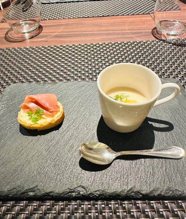 シェ松尾 新宿京王店 - サブ画像1