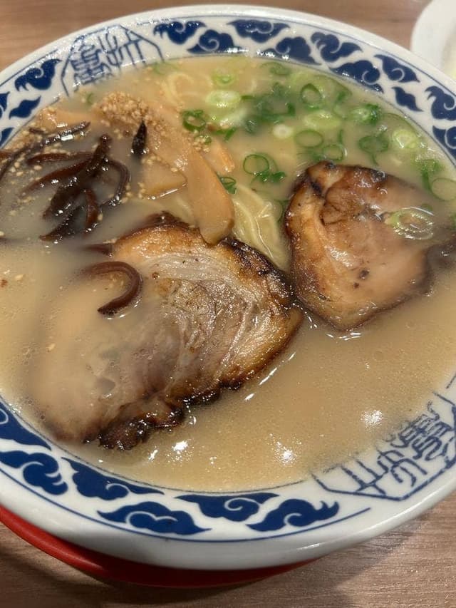 九州らーめん 亀王 十三駅前店 - サブ画像2