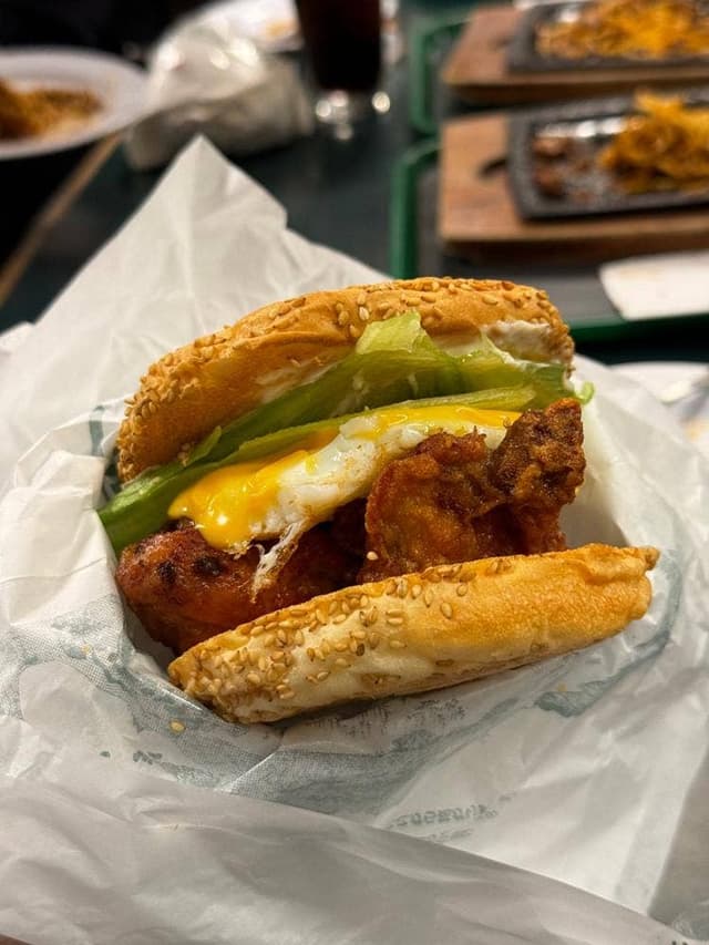 LUCKY PIERROT 五稜郭公園前店 - サブ画像2