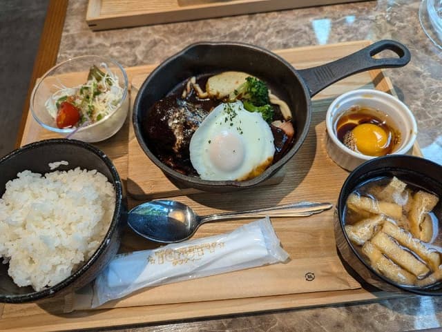洋食屋 銀座ランプ亭 - サブ画像1