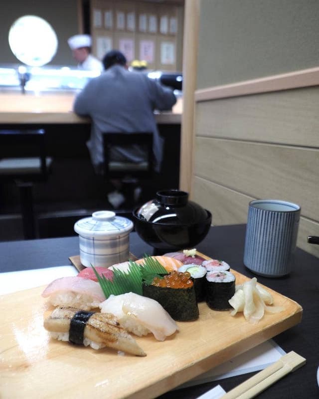 すし割烹 かじ デイトス・アネックス店 - サブ画像2