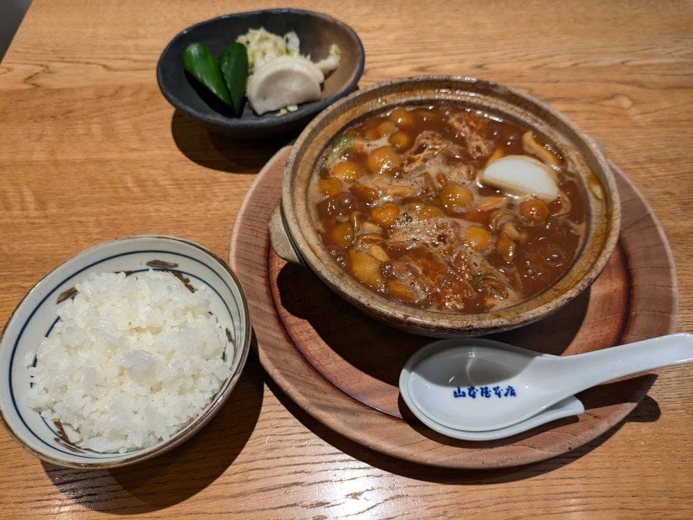 山本屋本店 栄中央店