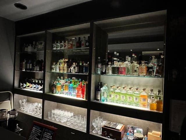 Gin&Cooktail Bar 菫 - サブ画像1