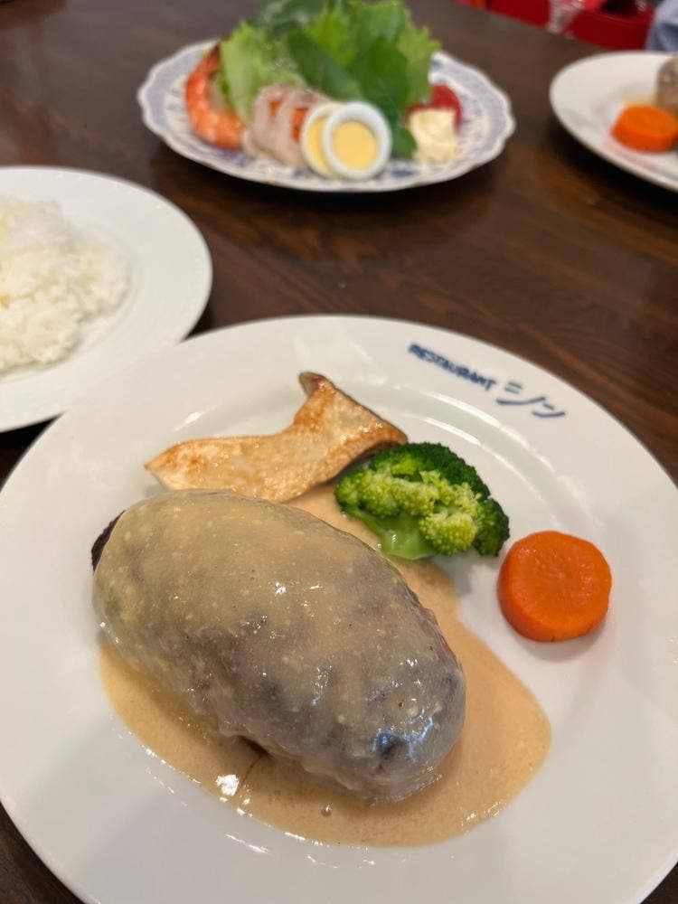 レストラン シン