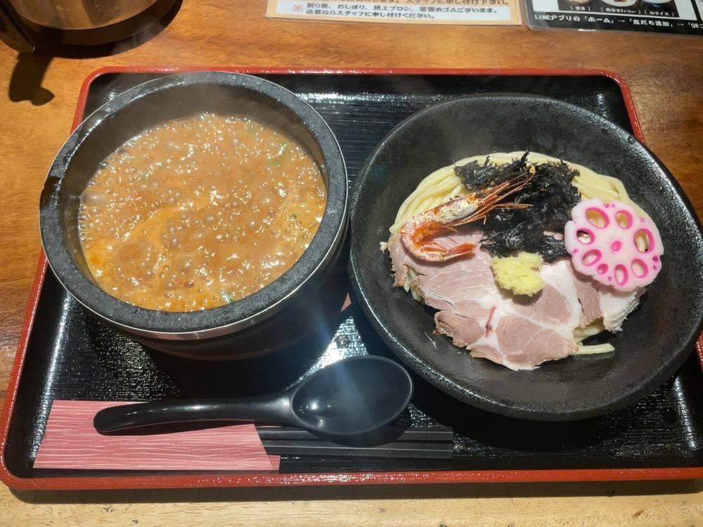 金澤濃厚甘えびラーメン 紅牡丹