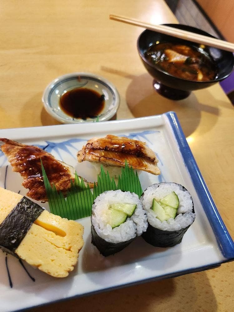 宝鮨し