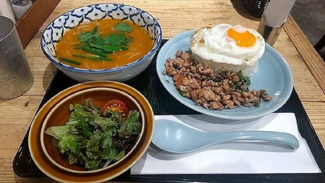 東京ガパオ LINKS UMEDA店 - サブ画像1