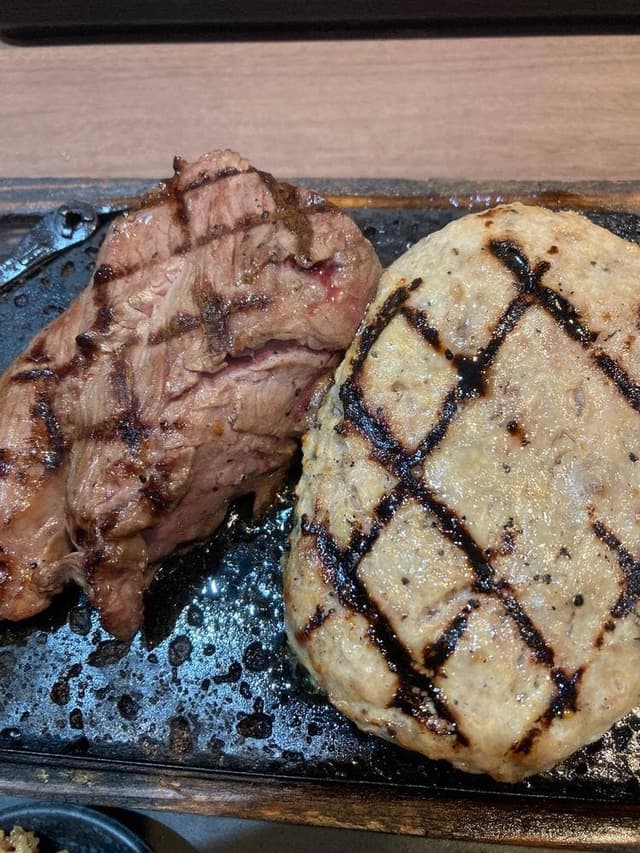 感動の肉と米 鈴鹿白子店 - サブ画像2