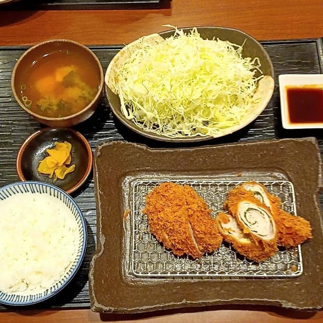 山さ紀 とんとん亭 - サブ画像1