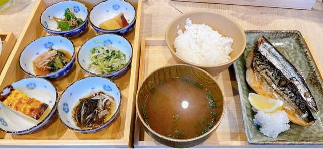 寿司とMAS 武蔵小山 - サブ画像1