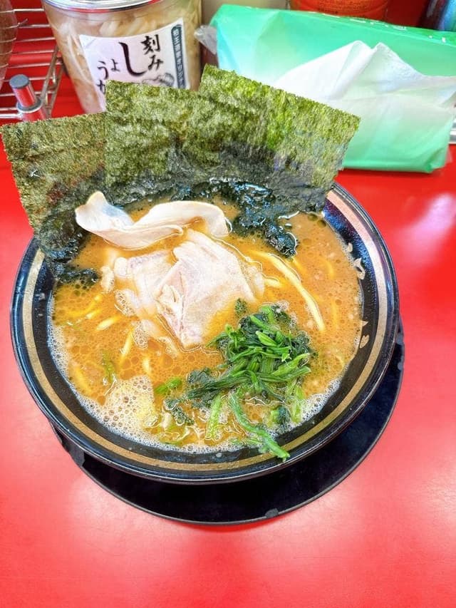 豚骨醤油ラーメン 王道家 柏店 - サブ画像1