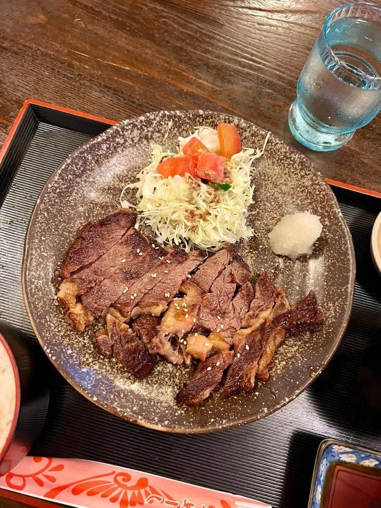 レストラン まるみ屋