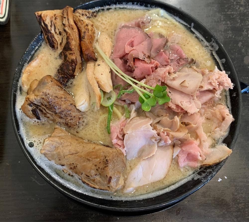 肉麺 ひだまり庵