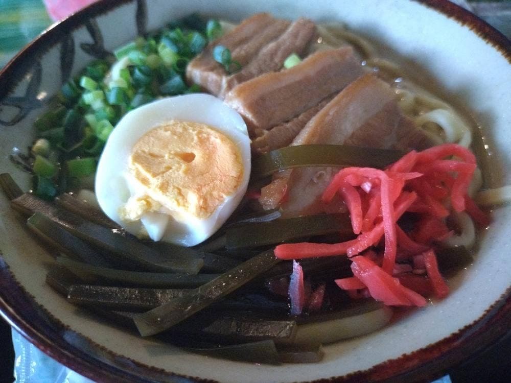 沖縄そば 森の家
