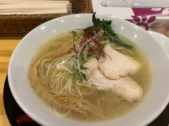 鶏白湯ラーメン ぱいず オリオン通り店 - サブ画像1