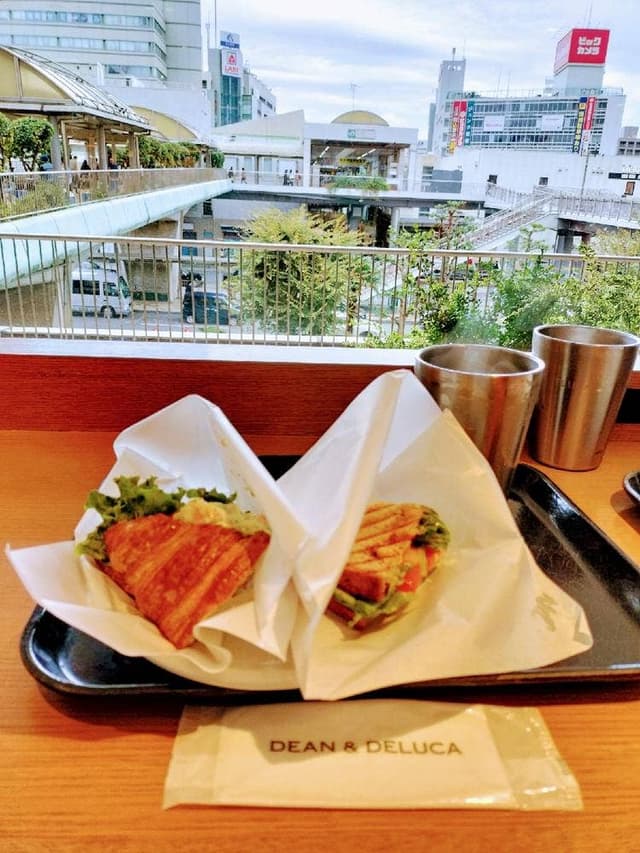 DEAN & DELUCA カフェ ODAKYU湘南GATE店 - サブ画像1