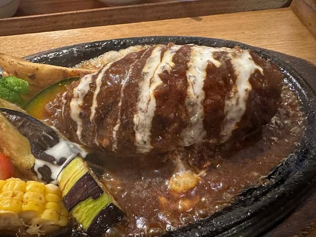 うしろのしょうめんだーれ - サブ画像1