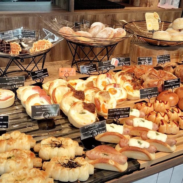 食パンがおいしいベーカリー 二度寝の長州 - サブ画像1