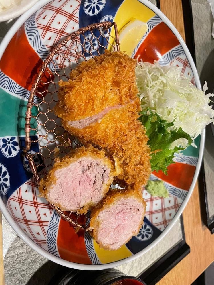 黒豚とんかつ くろまつ