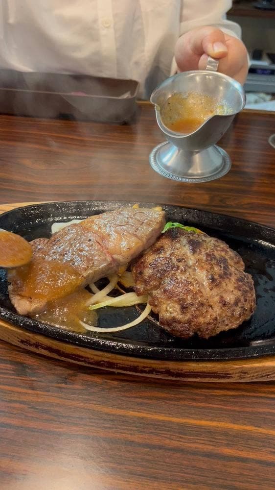 炭火ステーキ クローバー