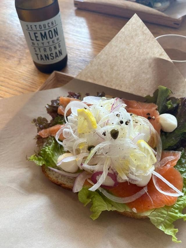 地中カフェ - サブ画像1