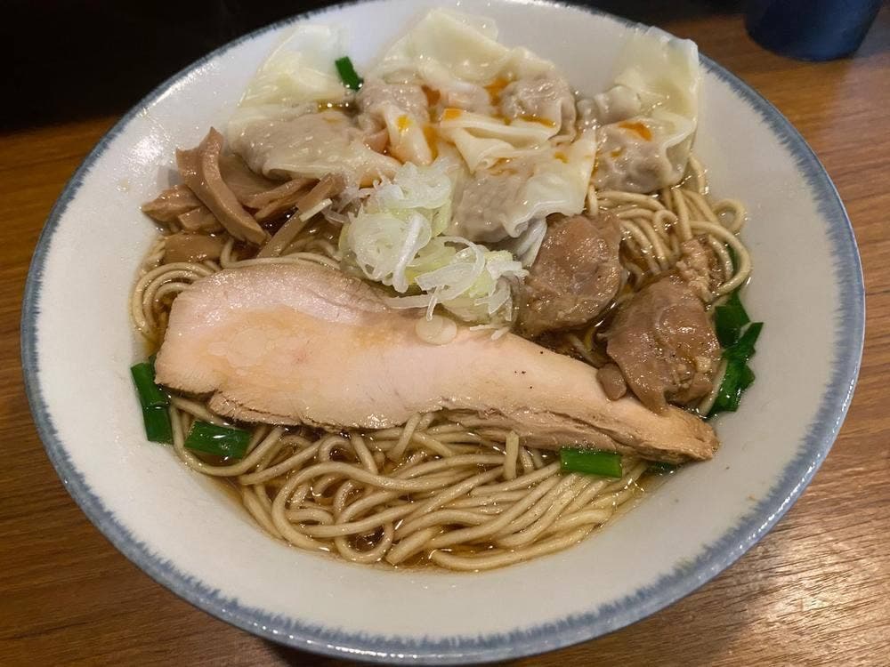 炭焼きと肉そば 火の鳥 東口店