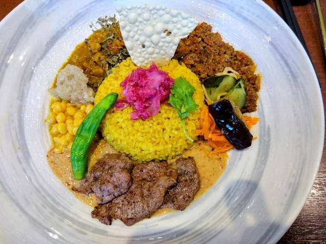 炭焼きお肉とスパイス みとなる - サブ画像1