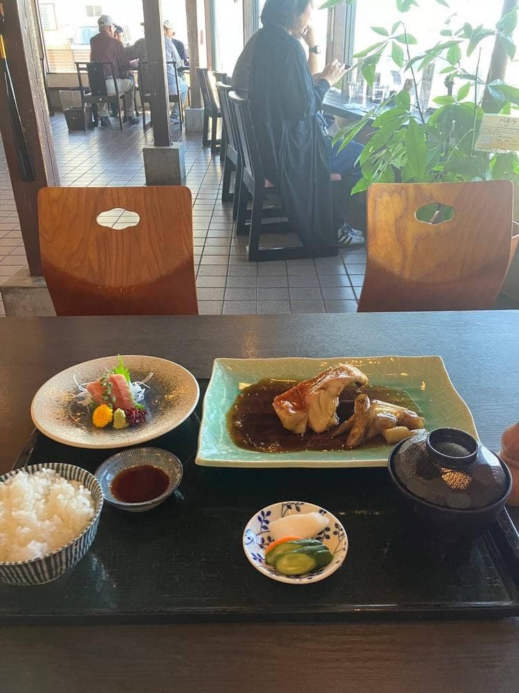 さかな料理 礁