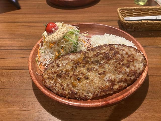 びっくりドンキー 新宿靖国通り店 - サブ画像1