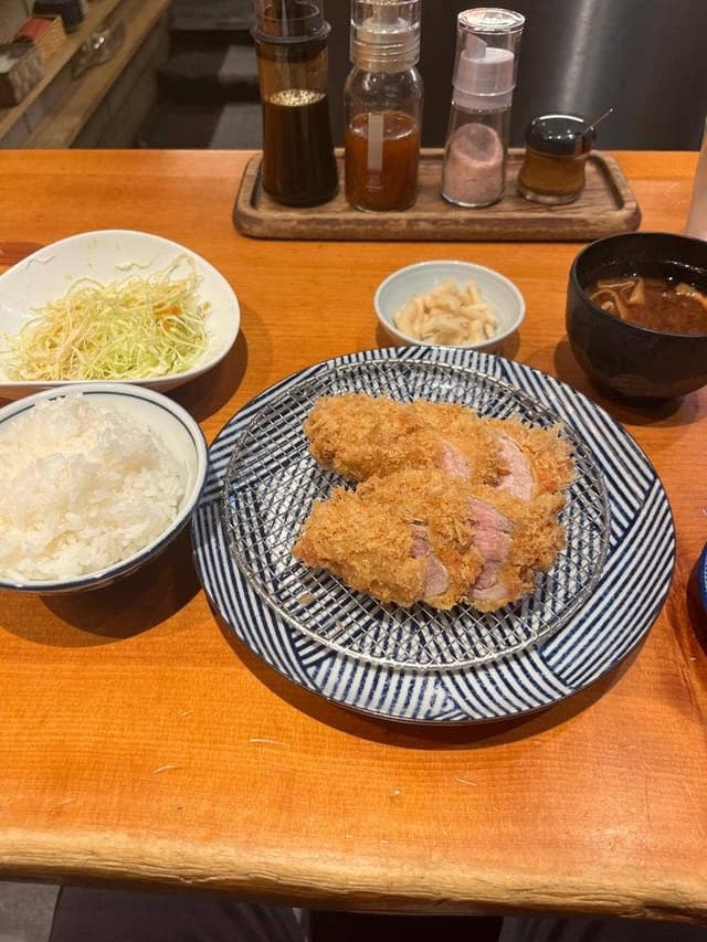 豚組食堂 - サブ画像1
