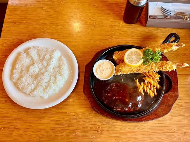 洋食厨房 Country House - サブ画像1